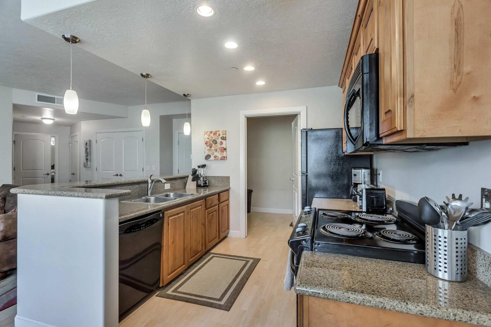 Downtown Condo Near Convention Center ソルトレイクシティ エクステリア 写真